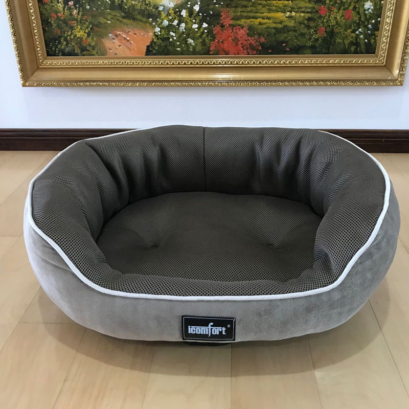 Zara’s Summer Comfort Bed – Cool Bliss for Furry Friends